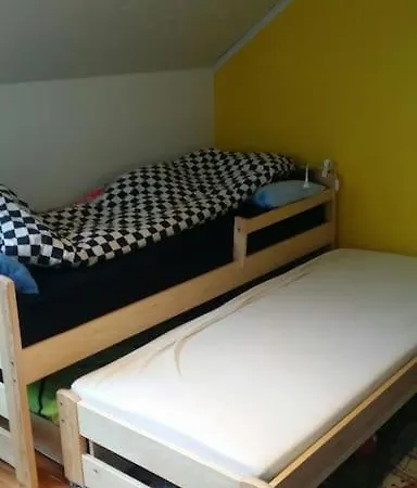 3 Bedroom Apartment. Free Parking. Bergen